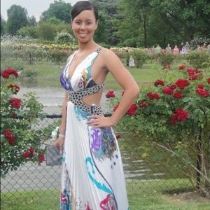 Gorgeous prom dress!